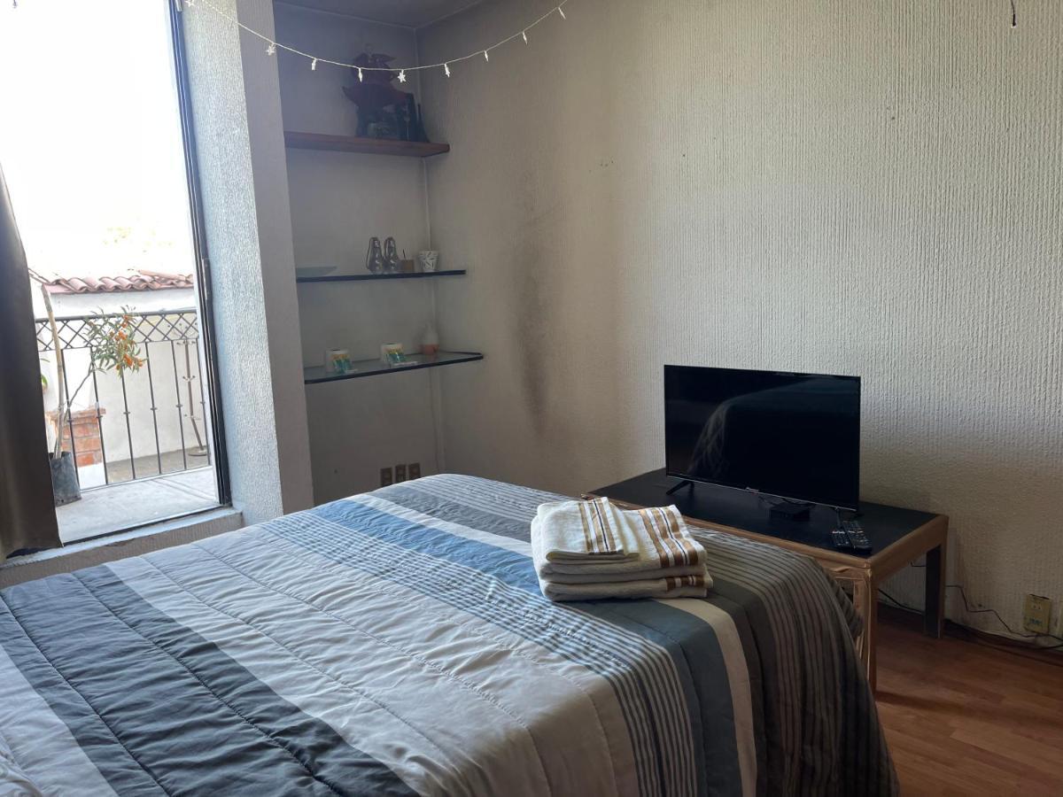 Comoda Habitacion A 10 Min Del Centro Historico De Керетаро Экстерьер фото